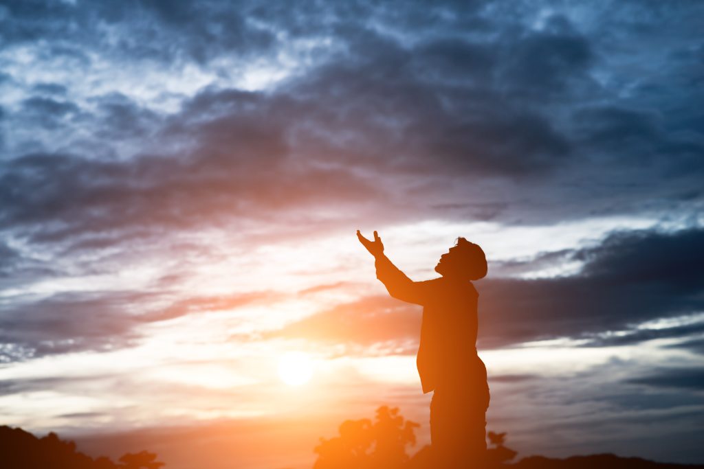 praising god